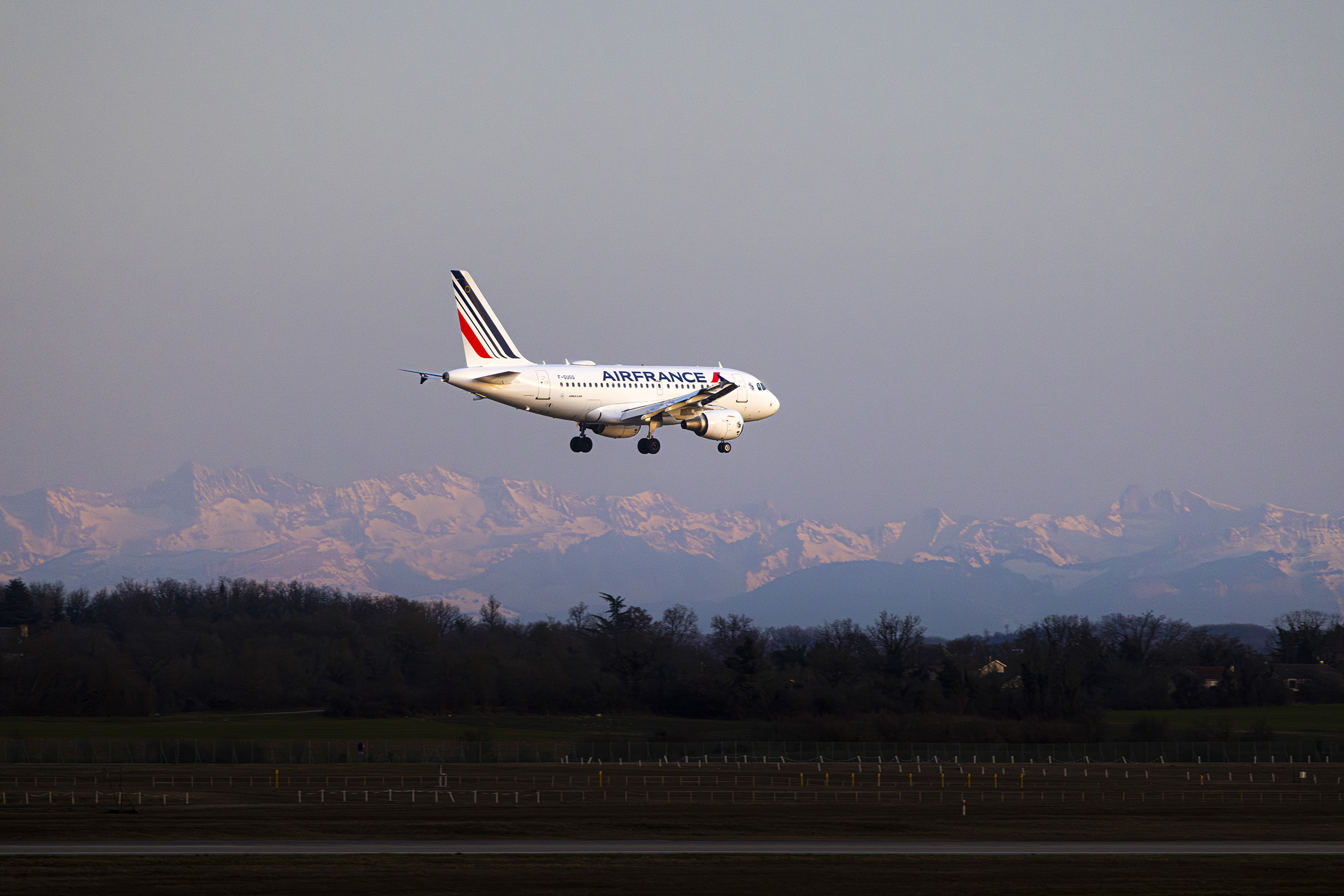 2022-02-13_A318_AirFrance_Lyon_Airport
