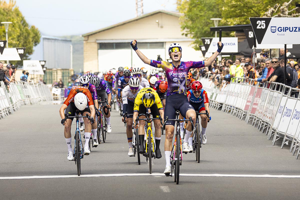 Itzulia Basque Country Women 2025, étape 1 : Victoire de Mischa Bredewold